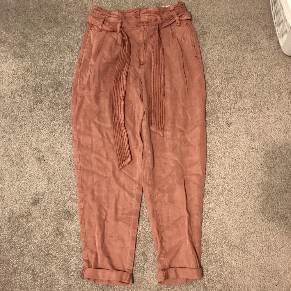 AE High Waisted Paperbag Tapered Pants